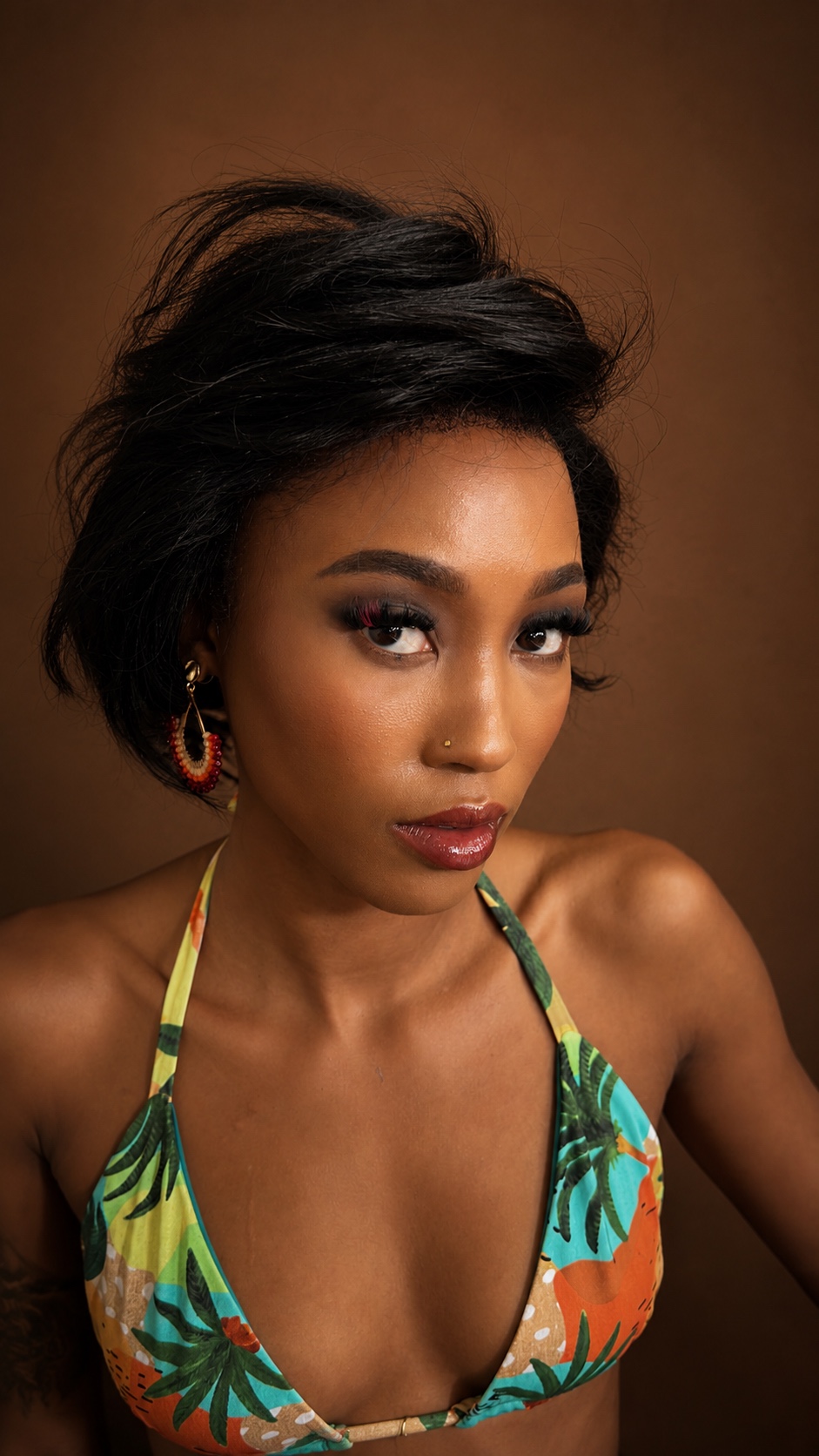 Studio sitting — natural glam portrait